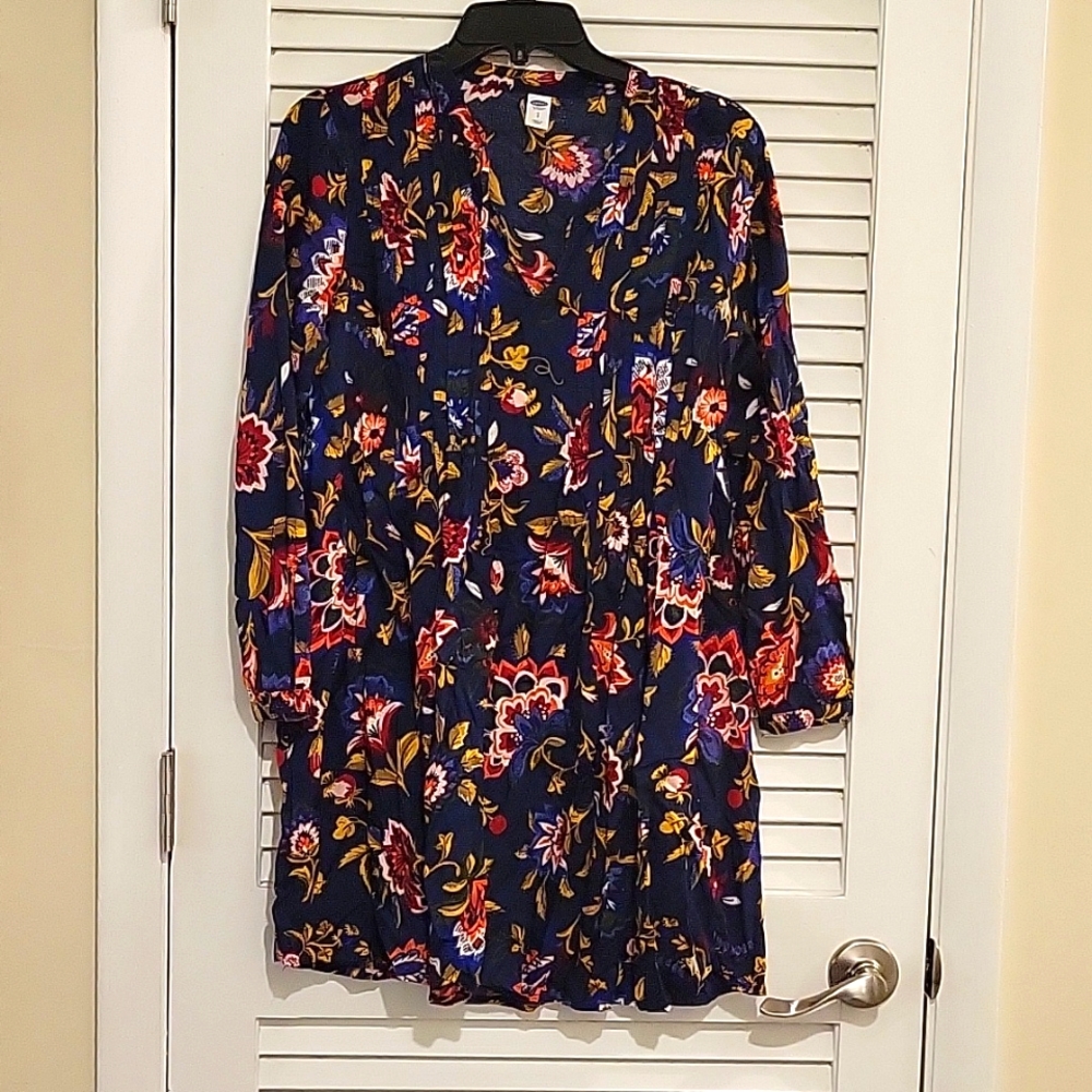 NWOT Old Navy pintuck swing dress with tie detail sz Small